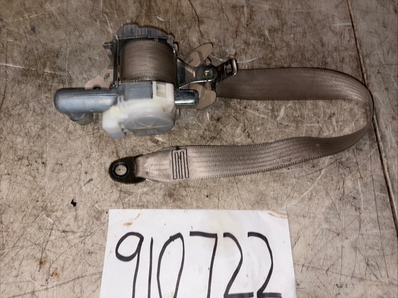 2007-09 LEXUS RX350 FRONT RIGHT PASSENGER SIDE SEAT BELT OEM