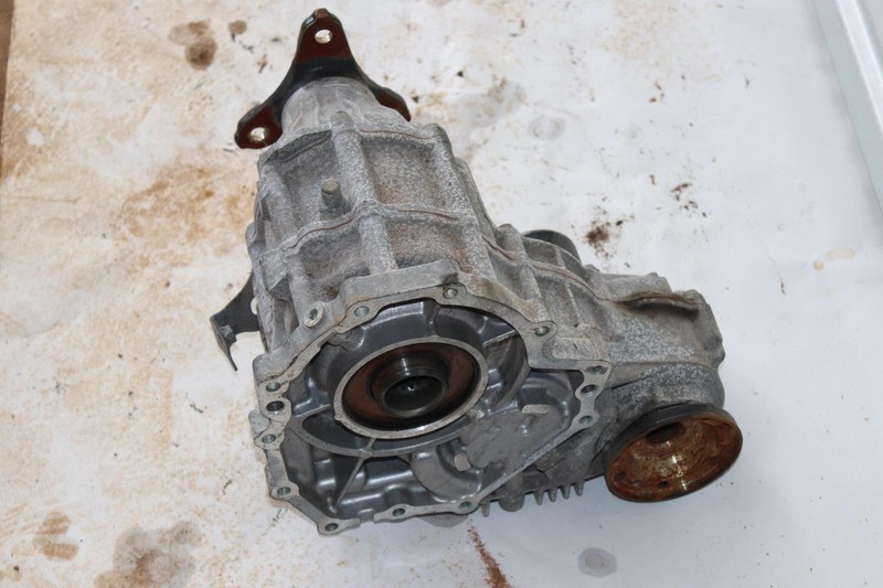 2009-2017 LEXUS LS460 AWD AUTOMATIC TRANSMISSION TRANSFER CASE BOX OEM