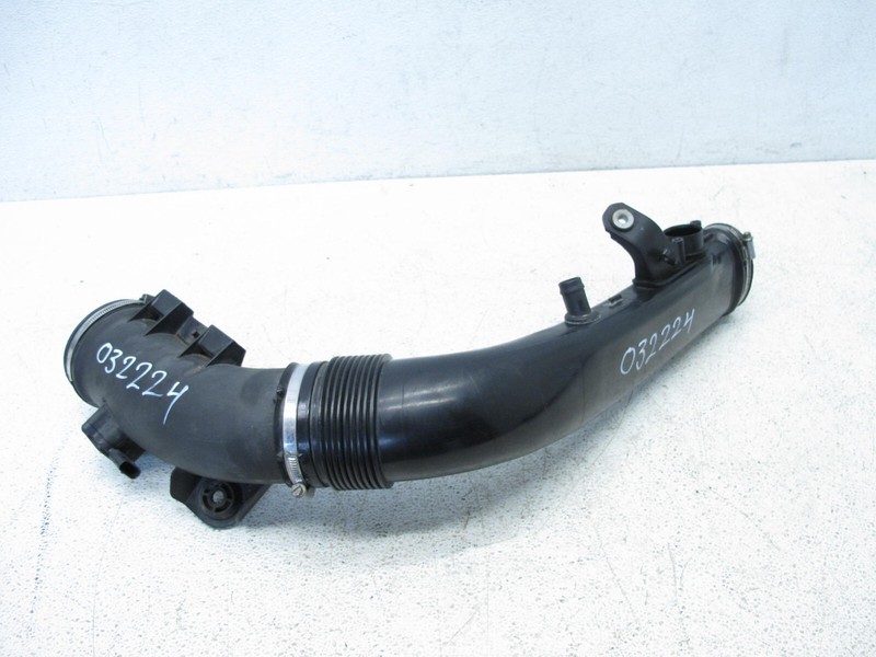 12-19 BMW E70 X5 X6 X4 3.0 740i 640i AIR FLOW METER INTAKE DUCT HOSE OEM 032224
