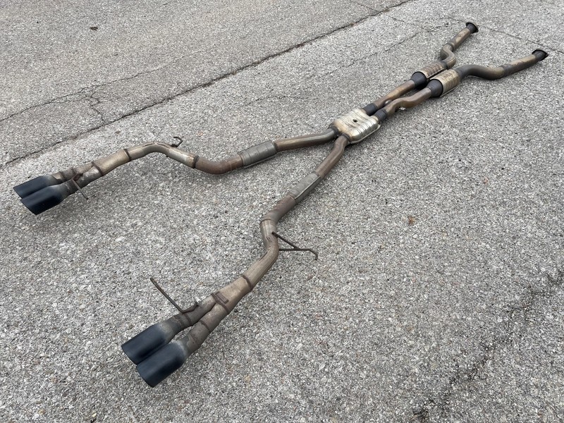 2006 - 2010 BMW M5 E60 COMPLETE EXHAUST SYSTEM WITH MUFFLER DELETE GENUINE OEM