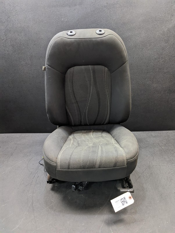 Front Right Seat Cloth 2018 Chevrolet Sonic 2017 2019 2020
