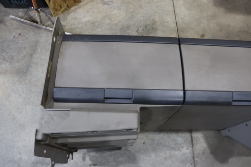 2008-2017 FREIGHTLINER CASCADIA 125 RIGHT PASSENGER SLEEPER CABINET STORAGE OEM