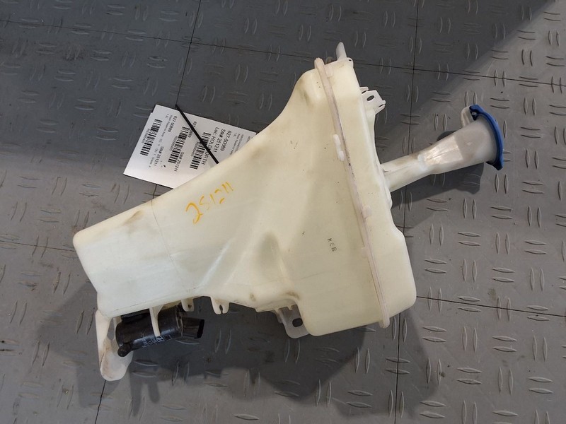 Wash Reservoir Sedan Fits 14-16 ELANTRA 3560485