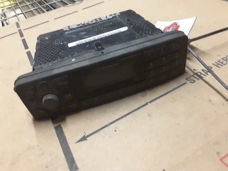 01 02 03 04 MERCEDES C240 AUDIO EQUIPMENT 108286