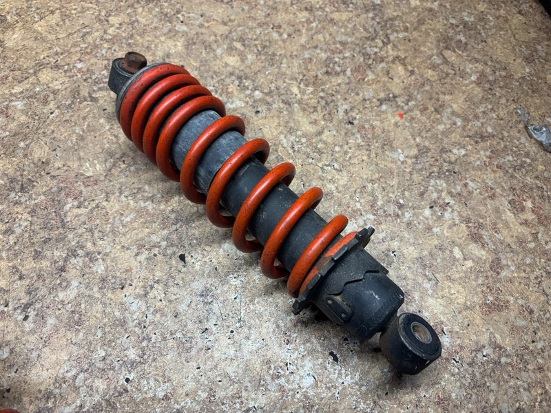 1988 Suzuki Quad Runner LT300E LT 300 LT300 ATV Right Front Shock Suspension C11