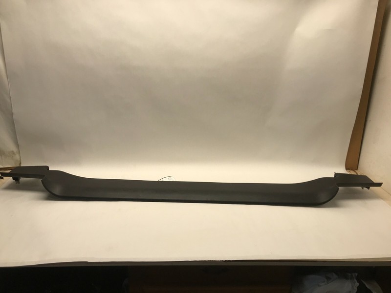 03-09 HUMMER H2 REAR OVERHEAD LIFTGATE TRIM PANEL OEM BLACK