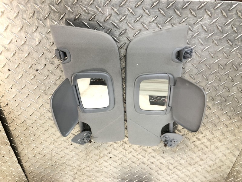 2005-2011 Ford Mustang Very Clean Sun Visor Set LH RH Oem Tested