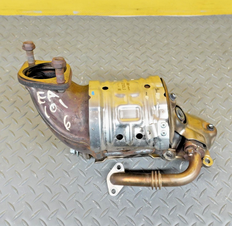 2022-2024 HYUNDAI TUCSON ENGINE EXHAUST MANIFOLD PIPE W/HEAT SHIELD 2SDL0 QJA