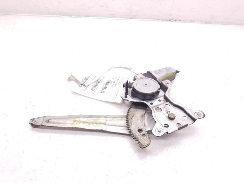 96-02 TOYOTA 4RUNNER PASSENGER SIDE REAR DOOR WINDOW REGULATOR ASSEMBLY