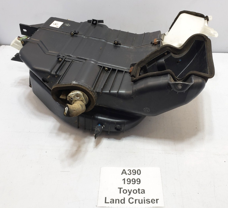 ✅ 1998-2002 OEM Toyota Land Cruiser J100 Rear AC Evaporator Assembly