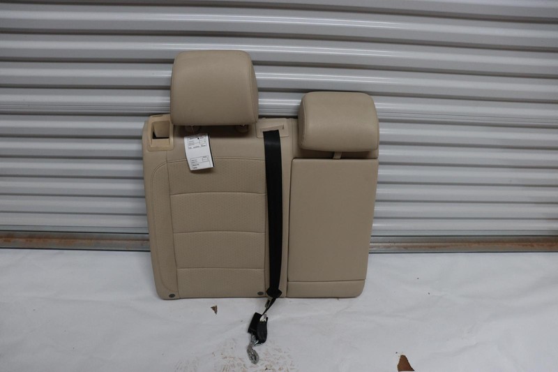 2011-2014 VW VOLKSWAGEN JETTA REAR SECOND ROW RIGHT UPPER BACKREST CUSHION OEM