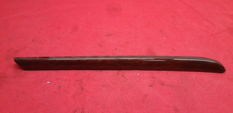 2002 2003 2004 Jeep Grand Cherokee OVERLAND Redwood REAR RIGHT Door Panel Trim