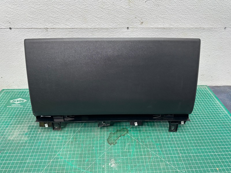 16-22 Range Rover L494 L405 GLOVE BOX STORAGE COMPARTMENT Ebony OEM