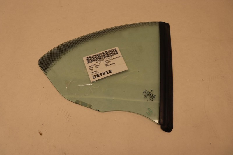 1999-2012 PORSCHE 911 REAR RIGHT PASSENGER SIDE QUARTER WINDOW GLASS OEM