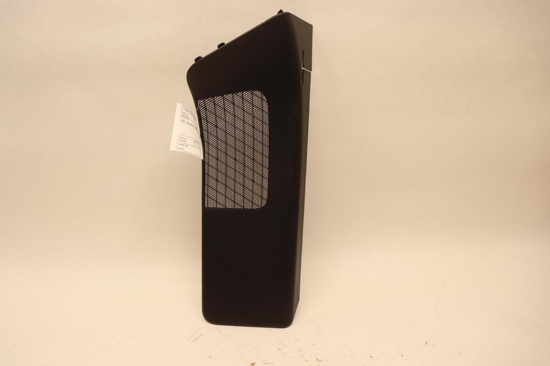 2017-2020 DODGE GRAND CARAVAN REAR LEFT SIDE UPPER QUARTER COVER TRIM OEM