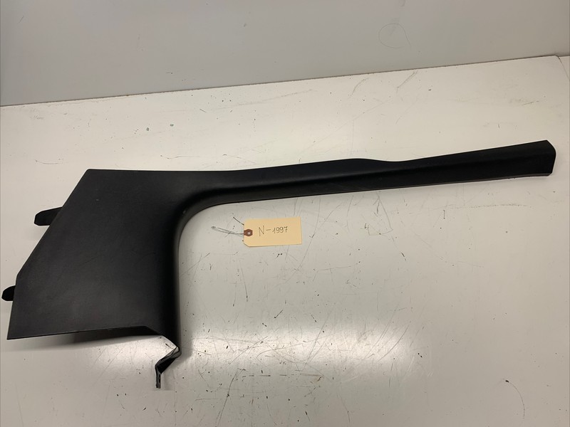 17-22TESLA MODEL 3 FRONT LEFT DOOR SILL SCUFF KICK PANEL 108629000 N-1997 S6