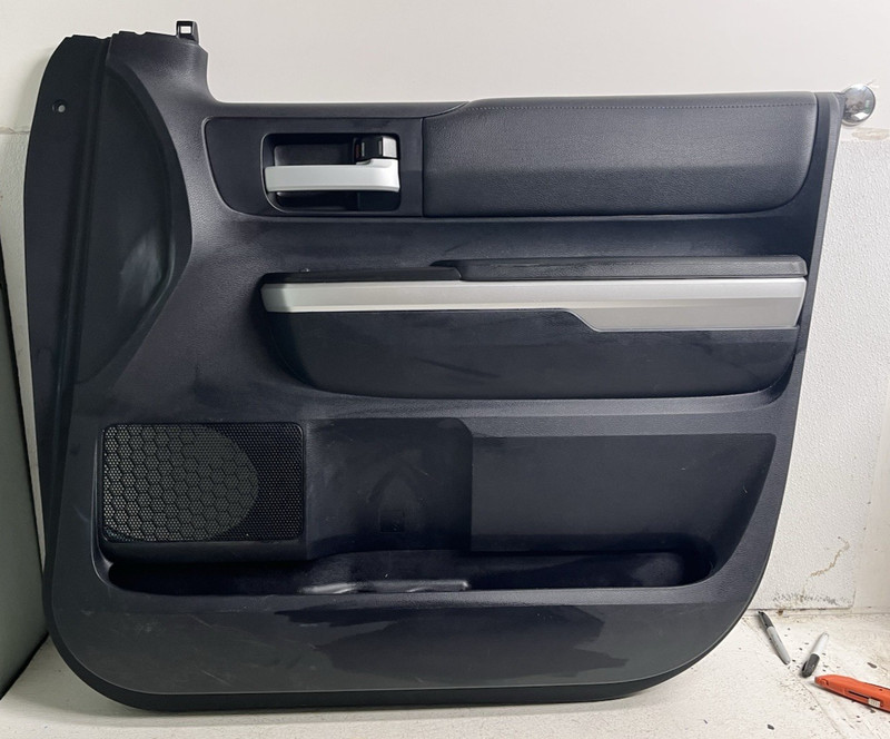 2014-2021 Toyota Tundra SRS Crewmax Cab Right Passenger RF Door Panel Black