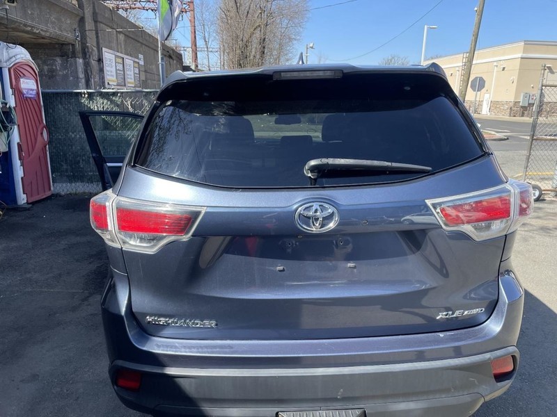 2014-2016 Toyota Highlander Tail Gate Blue