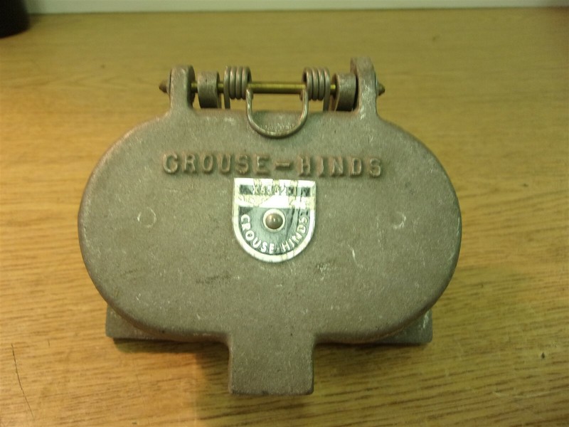 Crouse Hinds X8382-1 Receptacle *FREE SHIPPING*