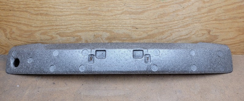 2006 - 2012 Kia Sedona Front Bumper Impact Absorber Face Bar 865204D000 OEM