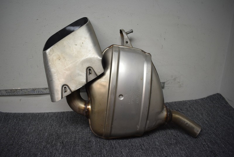 2017-2018 PORSCHE MACAN REAR MUFFLER FACTORY OEM