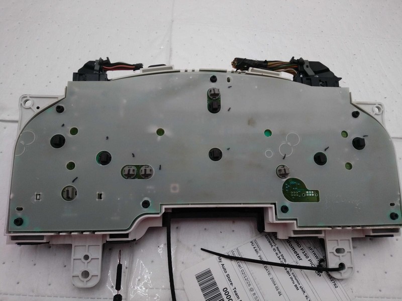 2004 Ford F150 Speedometer Gauge Red OEM 215K Miles NJ25-25351-640300