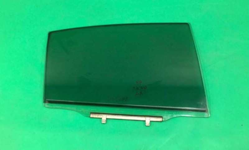 98 99 00 01 02 03 04 05 GS300 PASSENGER RIGHT REAR WINDOW DOOR GLASS OEM 3487-42