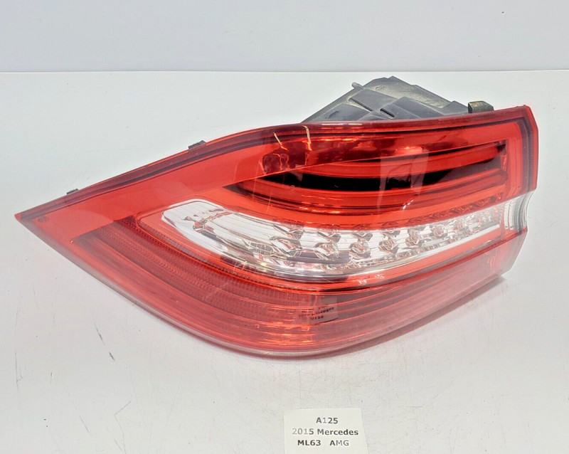 ✅ 12-15 OEM Mercedes W166 ML63 AMG Rear Left Driver Side Tail Light Outer Lamp
