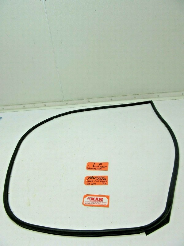 FITS LEFT FRONT DOOR RUBBER SEAL LOCATED ON DOOR L LH LF DRIVER SIDE MOLDING