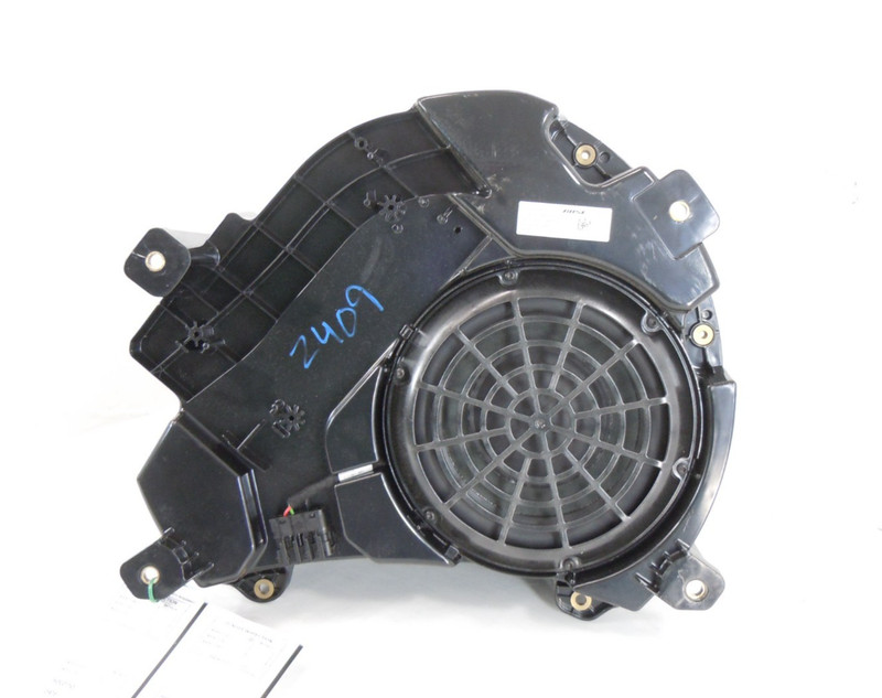 2018 18 Porsche Cayenne 958 Subwoofer Speaker OEM 7P5035481J