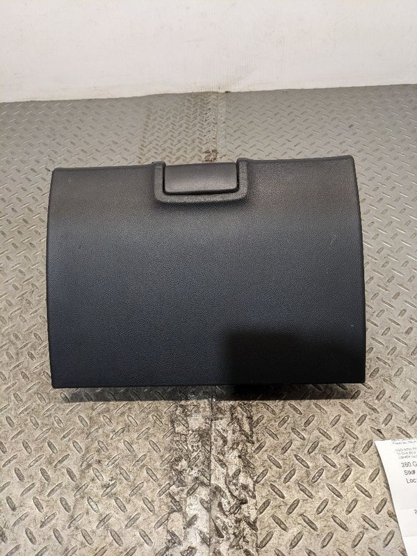 2014-2019 CHEVY SILVERADO 1500 DASHBOARD LOWER STORAGE COMPARTMENT BLACK 1173671