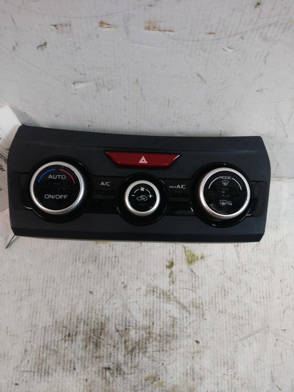 2018 Subaru XV Crosstrek A/C Selector Switch OEM Red 72311FL510 132K Miles