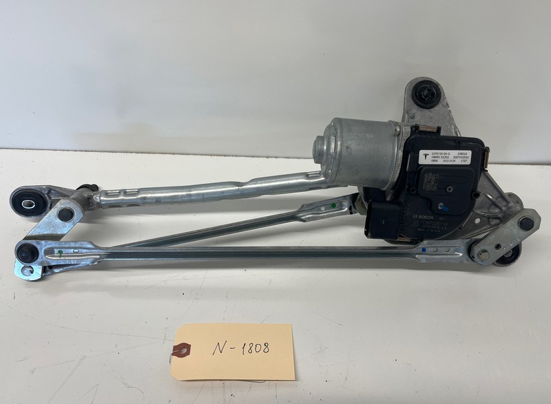17-22 Tesla 3 M3 Front Windshield Wiper Linkage and Motor 1076725-00-G 1808 S22