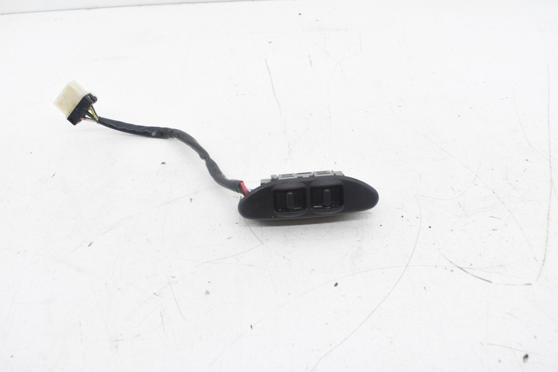 2004 Nissan 350Z Driver Left Power Seat Switch OEM KW82
