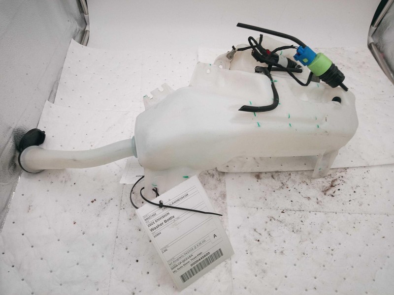 2021 Buick Envision Washer Fluid Reservoir OEM 26289050 Silver 70K Miles