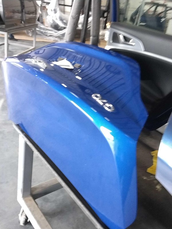 2021 Genesis G70 Deck Lid Trunk Lid Blue OEM 69200G9020 26000 Miles