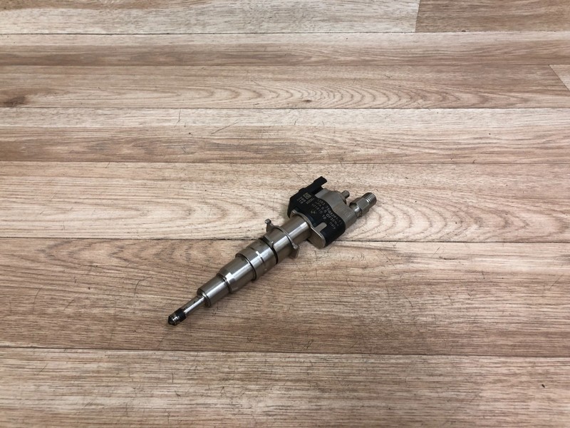 BMW 135 335 535 OEM ENGINE MOTOR HIGH PRESSURE FUEL INJECTOR N54 INDEX 11 K