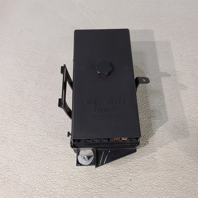 97-98 Corvette C5 Interior Cabin Fusebox Fuse Box Block 12193836 Oem Aa7496