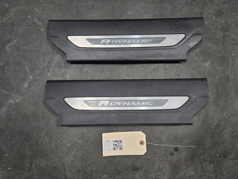 2PC Front Door Sill Plates Set 2018 Range Rover Velar J8AM-13200-CA 2019 - 2022