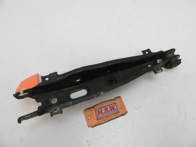 RIGHT REAR LOWER CONTROL ARM LINK REARWARD REAR PASSENGER BACK HOLD STRUT RR RH