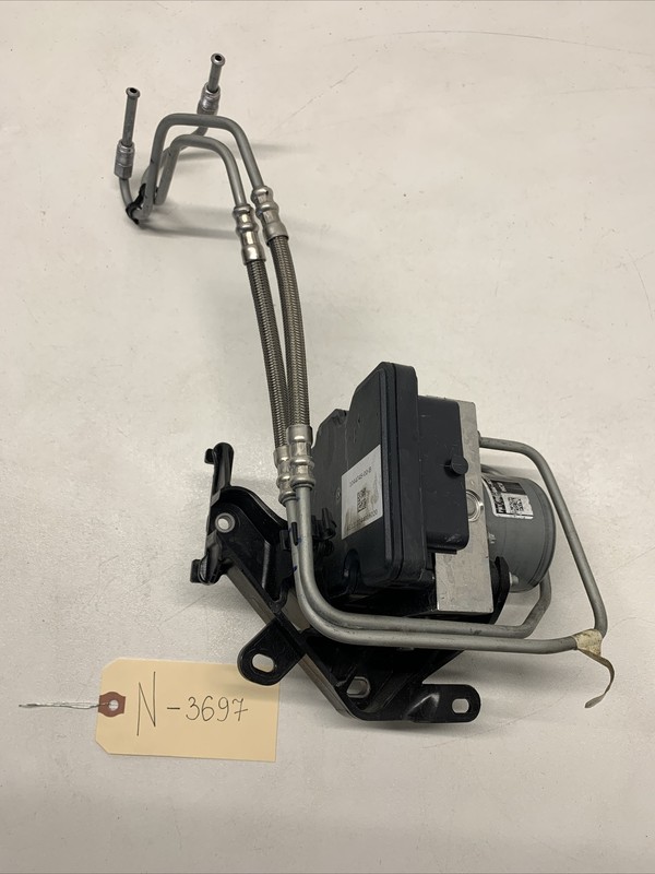 20-22 TESLA MODEL Y 3 ABS PUMP BRAKE MODULE with Bracket1044745-00-B 3697 U20