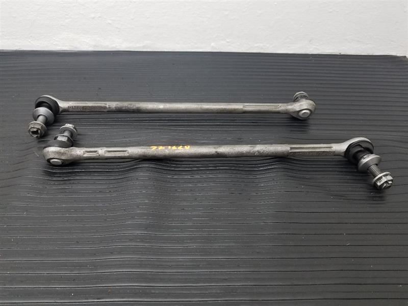 08-13 BMW M3 Sedan Front Stabilizer Links Pair OEM 31352283515