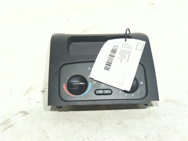 2005 Jeep Liberty A/C Selector Switch Blue OEM 55037533AD 6 Month Warranty