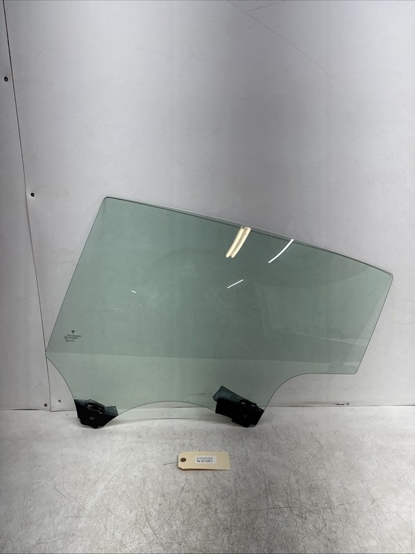 20-22 Tesla Model 3 Rear Driver Side Door Window Glass Left 51001 S1