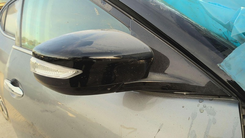 Door Mirror NISSAN MAXIMA Right 21 22 23