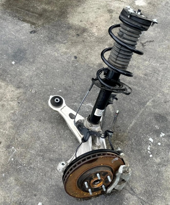 2021-2023 NISSAN ROGUE AWD FRONT RIGHT SIDE SUSPENSION KNEE ASSEMBLY # 106876