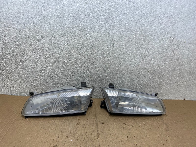 1997 1998 1999 Toyota Camry Left+Right Side Set Halogen Headlights V3833 DW