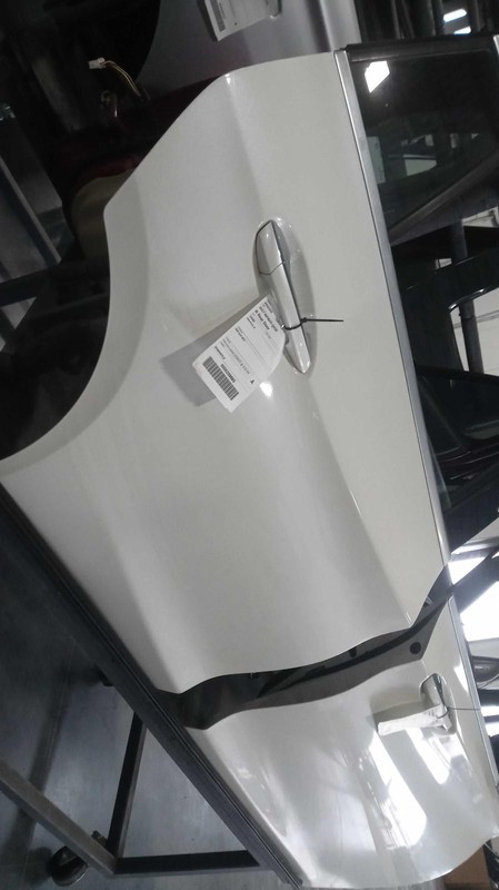 2017 INFINITI QX30 Rear Right Door White OEM 659969, Good Condition, 71k Miles