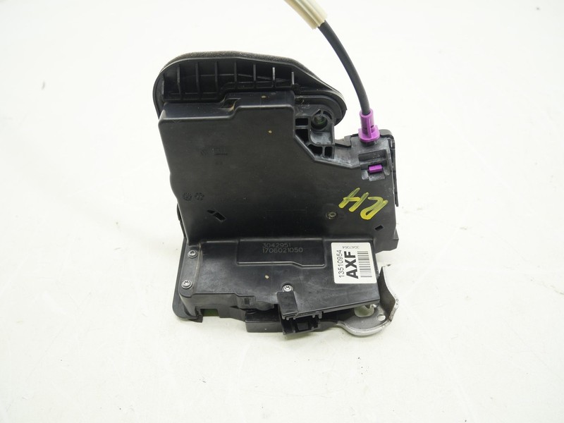 Used Passenger Right Door Lock Latch Actuator 2016-2024 Chevy Camaro SS 1LE OEM