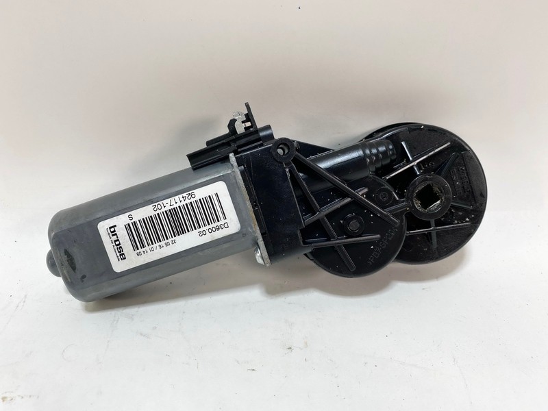 17-23 JAGUAR F-PACE FRONT RIGHT RH PASS SIDE SEAT RECLINE ADJUSTMENT MOTOR OEM